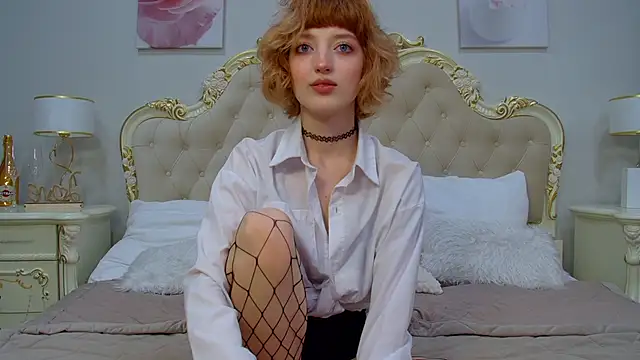 MistyMarlo online show from March 22, 5:14 pm