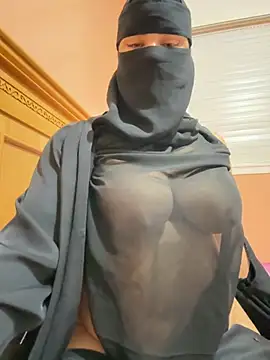  Laiali  online show from September 17, 11:56 am