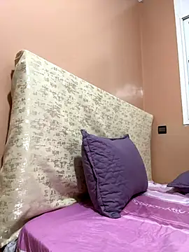  Laiali  online show from December 3, 11:20 am