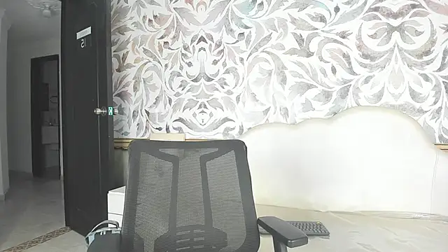 magnus serket online show from February 14, 11:43 am