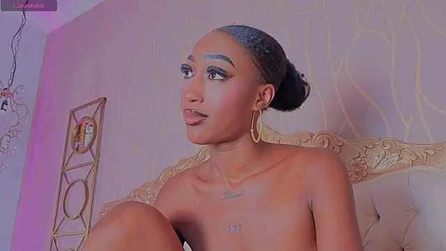 Anamonrroe online show from June 4, 7:40 pm