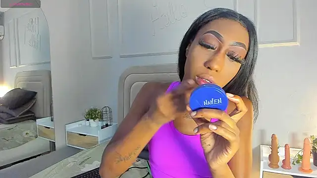 Anamonrroe online show from February 4, 7:53 pm