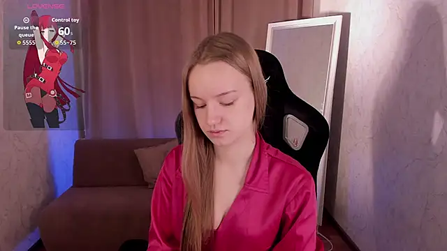 Lucy Shaw online show from November 8, 7:12 am