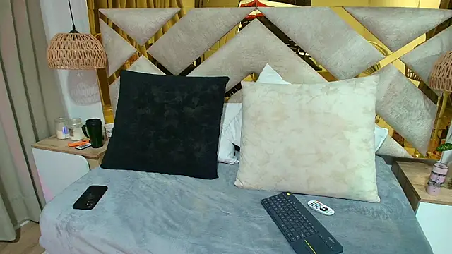 Snapshot of Scarlett_Vegaa chatting on September 24, 10:33 am Scarlett Vegaa online show from September 24, 10:33 am