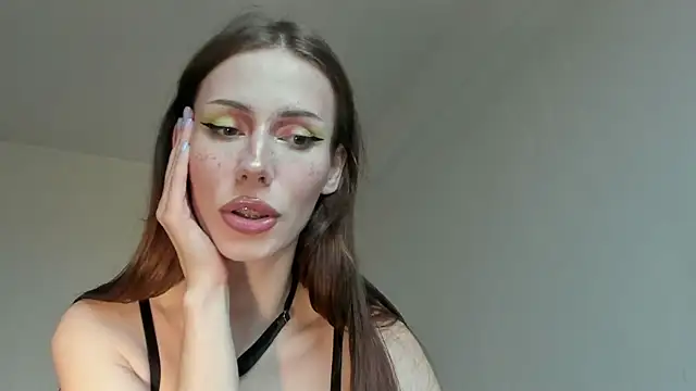 MilaDeLune online show from September 14, 4:40 pm