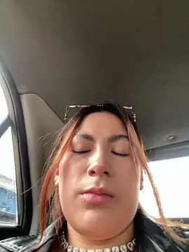 MacarenaRosse online show from December 4, 7:57 pm