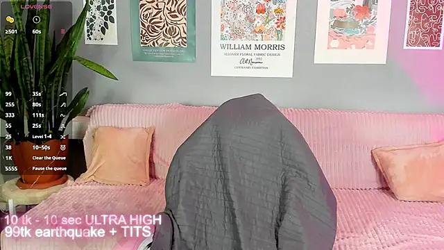 marmelana199 online show from April 3, 7:37 am