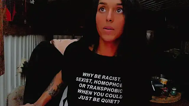 Snapshot of HTXBBY3130 chatting on October 4, 12:12 am HTXBBY3130 online show from October 4, 12:12 am