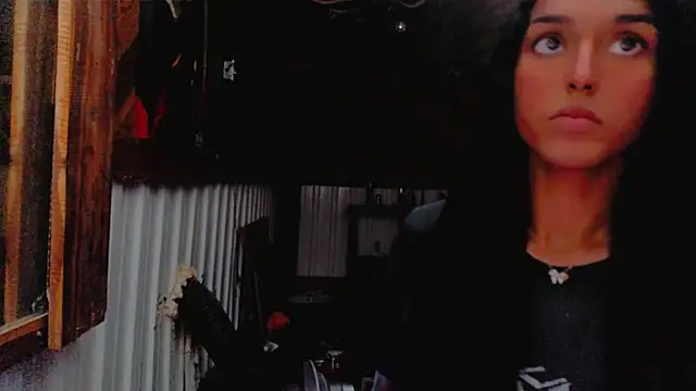 Snapshot of HTXBBY3130 chatting on October 2, 12:47 am HTXBBY3130 online show from October 2, 12:47 am