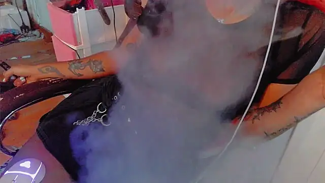 Snapshot of HTXBBY3130 chatting on September 13, 8:14 am HTXBBY3130 online show from September 13, 8:14 am