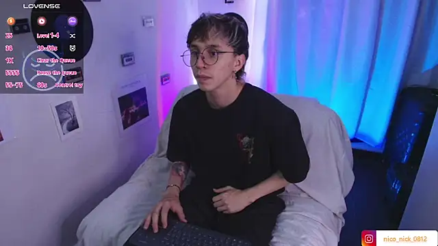 Snapshot of Nick_Bangover_ chatting on June 6, 7:30 pm Nick Bangover online show from June 6, 7:30 pm