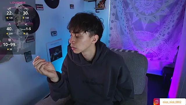 Snapshot of Nick_Bangover_ chatting on November 26, 5:35 pm Nick Bangover online show from November 26, 5:35 pm