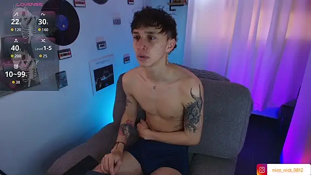 Snapshot of Nick_Bangover_ chatting on November 6, 5:06 pm Nick Bangover online show from November 6, 5:06 pm