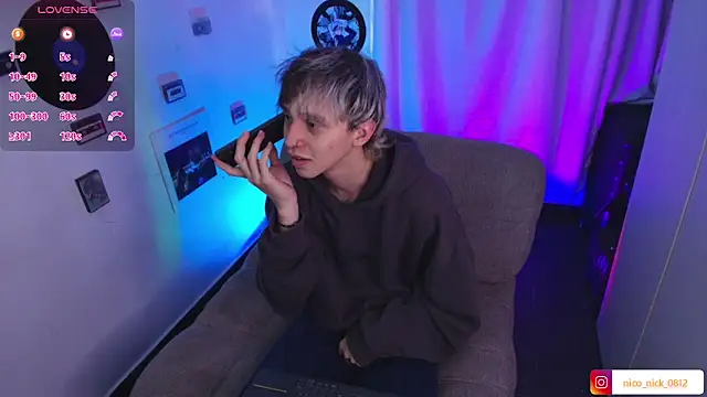 Snapshot of Nick_Bangover_ chatting on May 5, 9:40 pm Nick Bangover online show from May 5, 9:40 pm