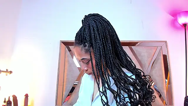 Snapshot of Katy_ortiiz chatting on April 22, 12:01 pm Katy ortiiz online show from April 22, 12:01 pm