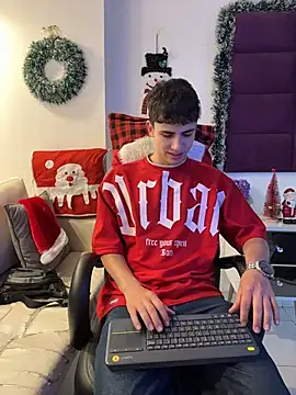 AdrianRinaldi online show from December 20, 8:01 pm