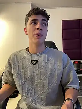 AdrianRinaldi online show from February 7, 8:06 pm