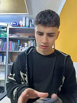 AdrianRinaldi online show from May 9, 1:58 pm