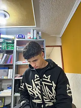 AdrianRinaldi online show from April 29, 1:59 pm