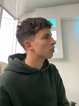 AdrianRinaldi online show from October 19, 10:23 pm