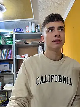 AdrianRinaldi online show from April 23, 3:02 pm