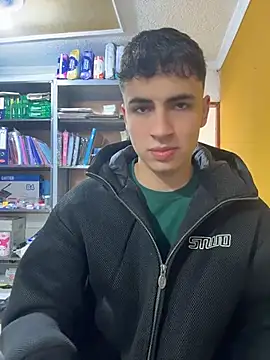 AdrianRinaldi online show from May 28, 1:50 pm