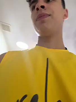 AdrianRinaldi online show from November 15, 8:13 pm