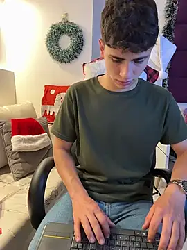 AdrianRinaldi online show from December 15, 8:14 pm