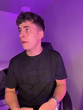 AdrianRinaldi online show from March 12, 8:02 pm