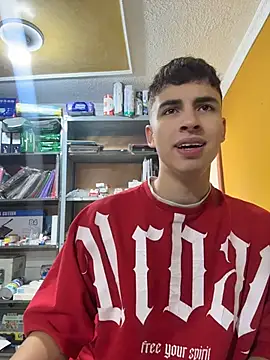 AdrianRinaldi online show from May 1, 3:50 pm