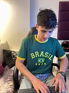 AdrianRinaldi online show from November 22, 8:08 pm