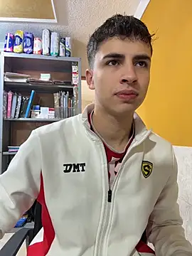 AdrianRinaldi online show from May 25, 2:05 pm