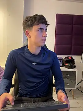 AdrianRinaldi online show from January 8, 8:04 pm