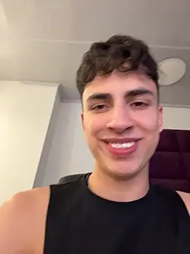 AdrianRinaldi online show from November 14, 8:01 pm