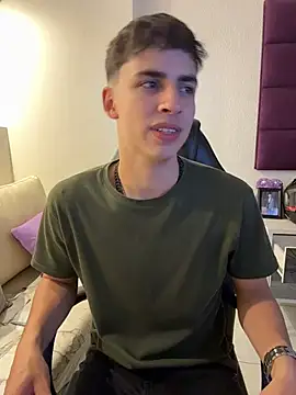 AdrianRinaldi online show from January 14, 8:12 pm