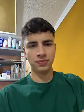 AdrianRinaldi online show from May 24, 3:34 pm