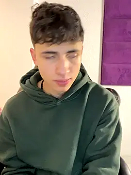 AdrianRinaldi online show from November 6, 8:35 pm