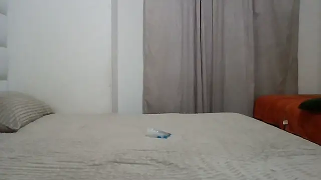 SexyNonnyy online show from June 26, 8:47 pm