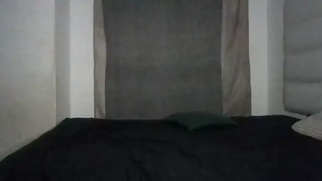 Snapshot of SexyNonnyy chatting on September 19, 11:42 pm SexyNonnyy online show from September 19, 11:42 pm