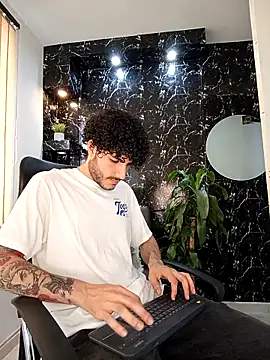 Rafael Mendezz online show from December 5, 8:17 pm