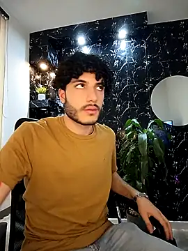 Rafael Mendezz online show from December 17, 9:53 pm