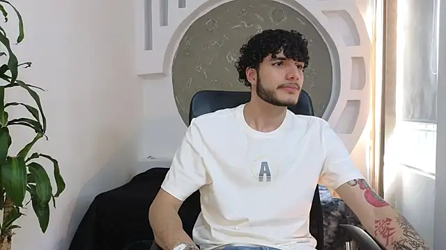 Rafael Mendezz online show from October 19, 8:22 pm