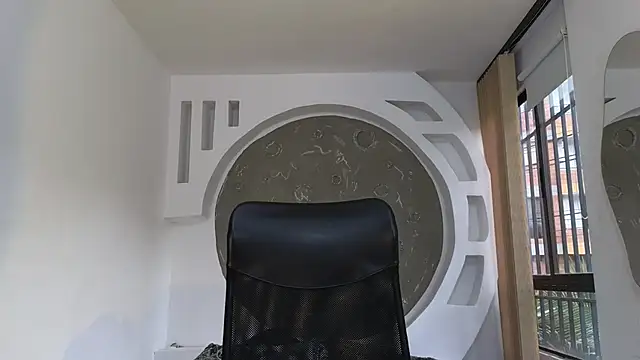 Rafael Mendezz online show from November 4, 8:45 pm