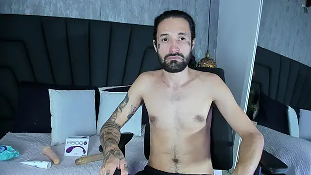 Hisoka 011 online show from November 20, 10:20 pm