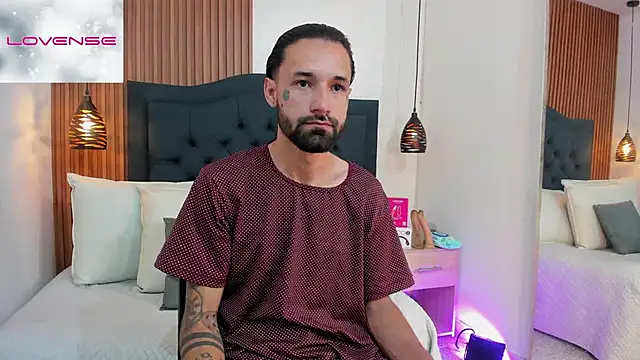 Hisoka 011 online show from March 25, 7:24 pm