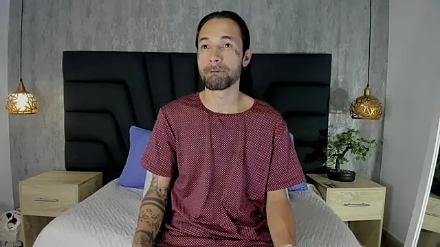 Hisoka 011 online show from October 27, 7:37 pm