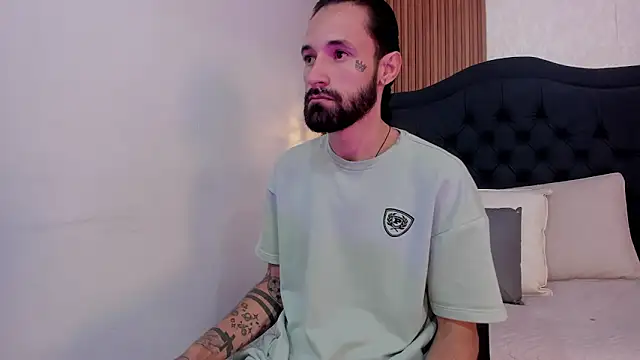 Hisoka 011 online show from April 14, 7:52 pm