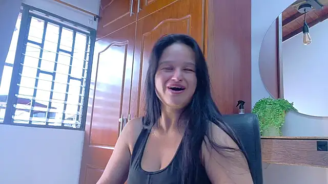 Jennifer Vega1 online show from April 12, 7:28 pm