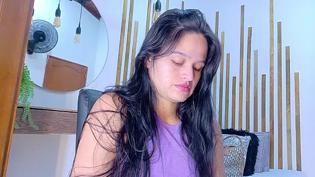 Jennifer Vega1 online show from March 25, 8:52 pm