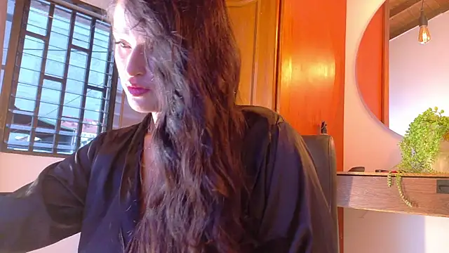 Jennifer Vega1 online show from April 22, 10:49 pm